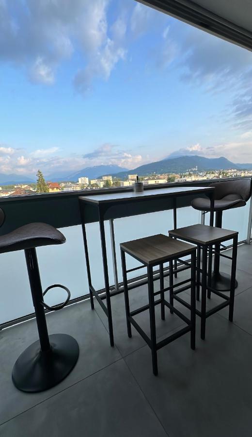 Luxueux Appartement T4 - Lac 5 Min - Parkings Privatifs - Vue Lac Et Montagne آنسي المظهر الخارجي الصورة