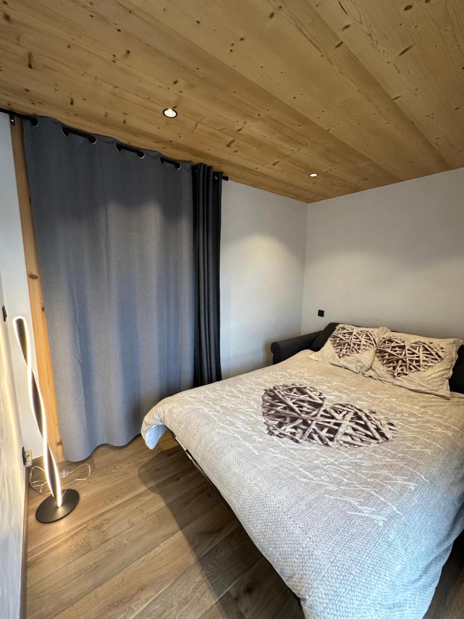 Luxueux Appartement T4 - Lac 5 Min - Parkings Privatifs - Vue Lac Et Montagne آنسي المظهر الخارجي الصورة